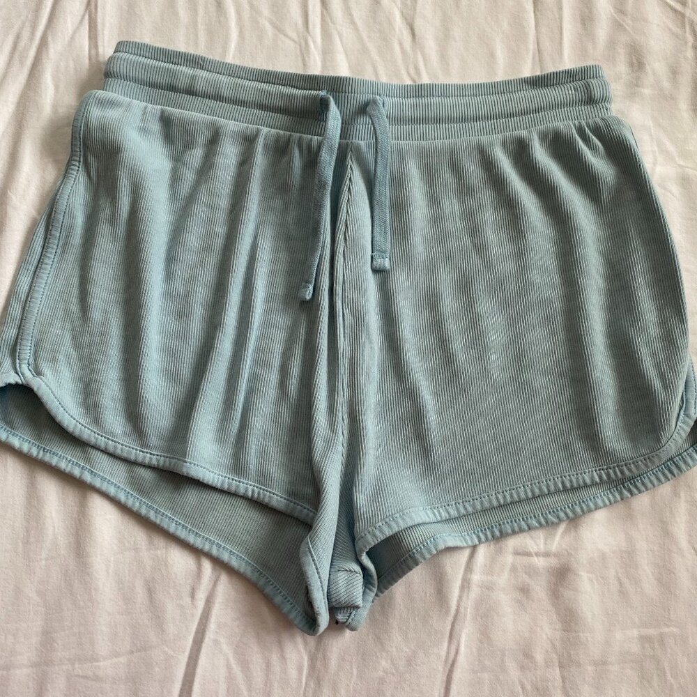 Zara Flowy light blue shorts ribbed Size:L. Super cute and comfy!